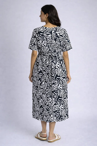Shadow Leaf zipless Feeding Gown