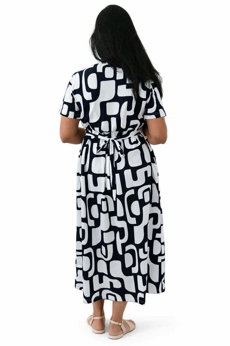 Graphic Flow Zipless Feeding Gown